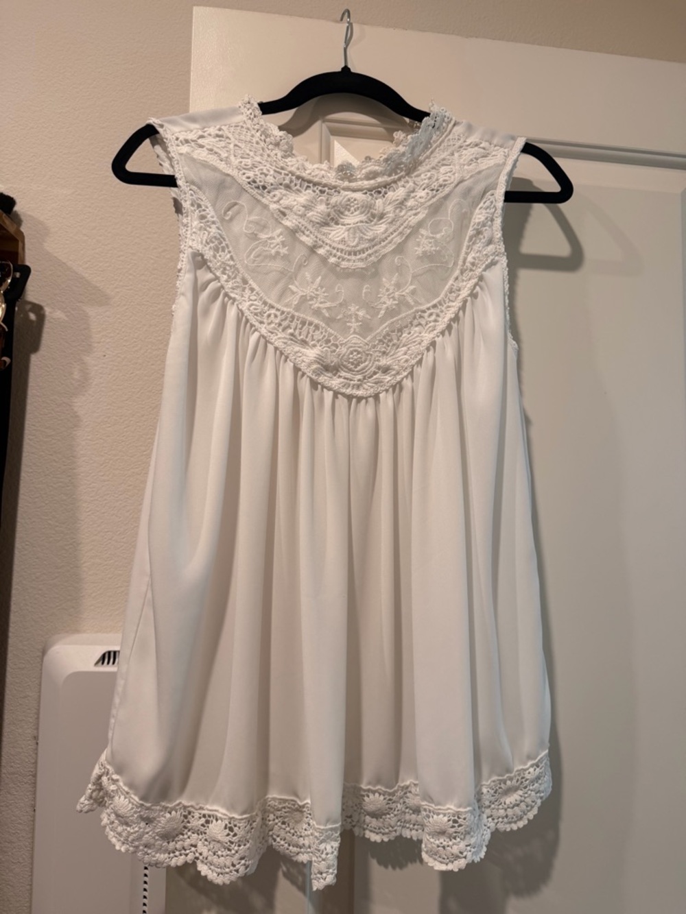 Darling White Crochet Lace Sleeveless Top
